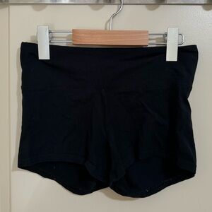 TNA Shorts - Black Shortie